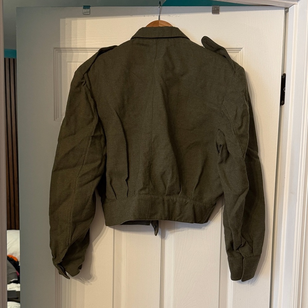 Olive Green Military Style Jacket - Picture 5 of 5